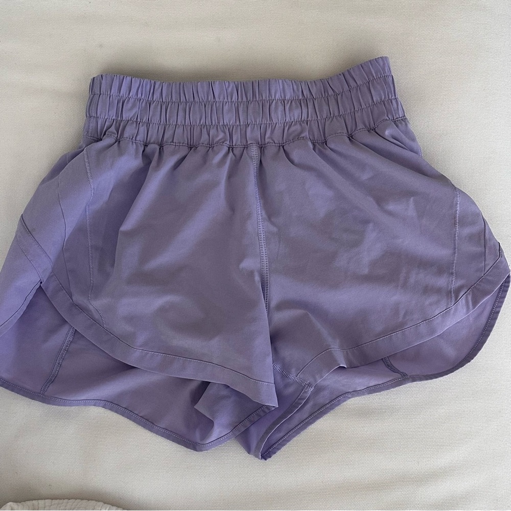 Lululemon track that high rise short 3” - size 6